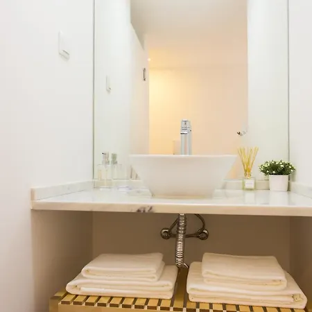 Casas Menezes * Lisboa